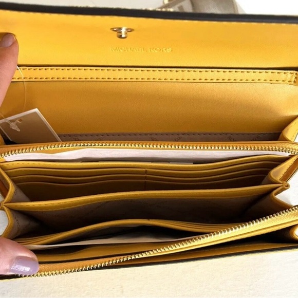 New Michael Kors Jet Set Item Large Wallet
Crossbody Jasmine Yellow NWT - Picture 6 of 12